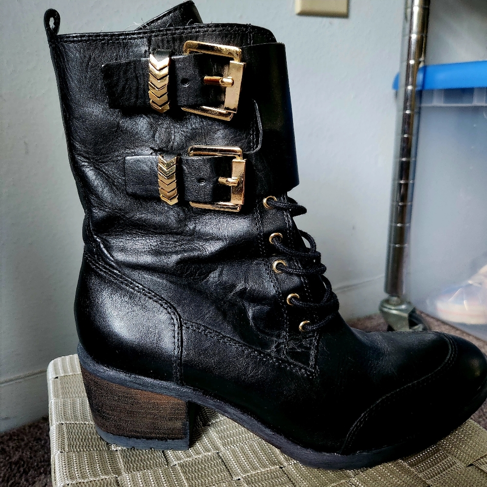 Donald Pilner Combat Boots Black w/ Gold Hardware size 7m